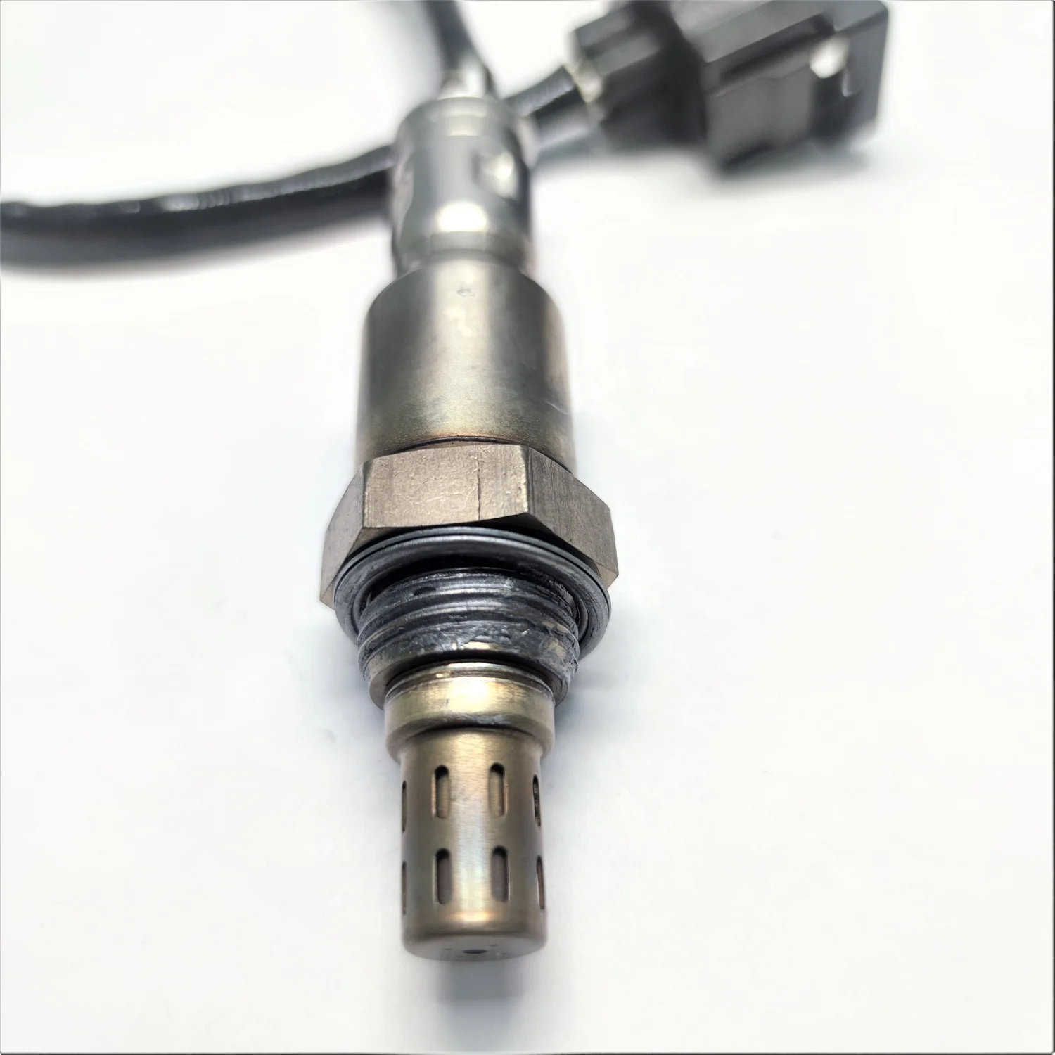 Auto parts Oxygen Sensor Rear Left For Mercedes-Benz S-Class W222 S400 3.5L (2013.09) 0085424018