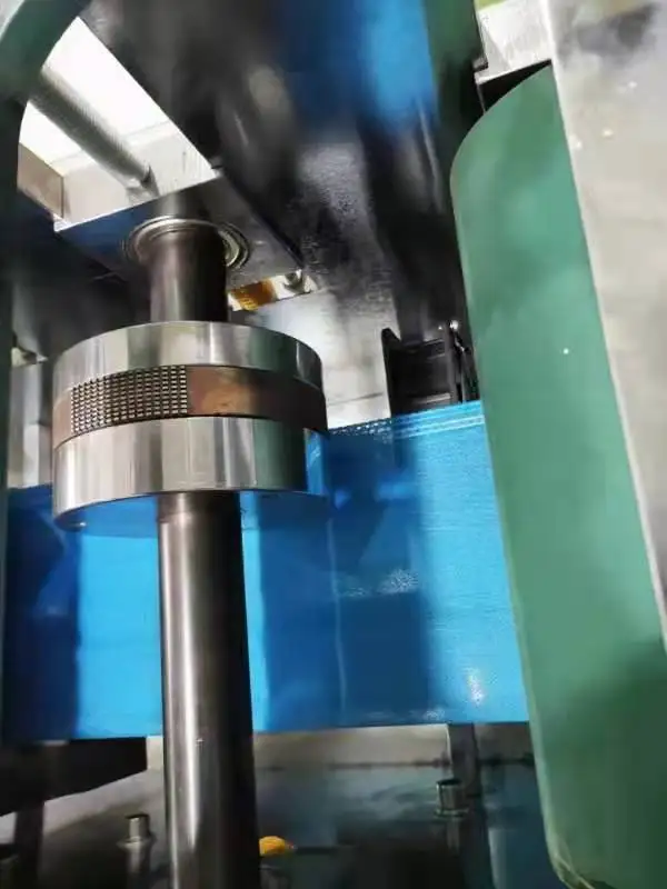 medical shoe cover machine fully automatic shoe cover making machine