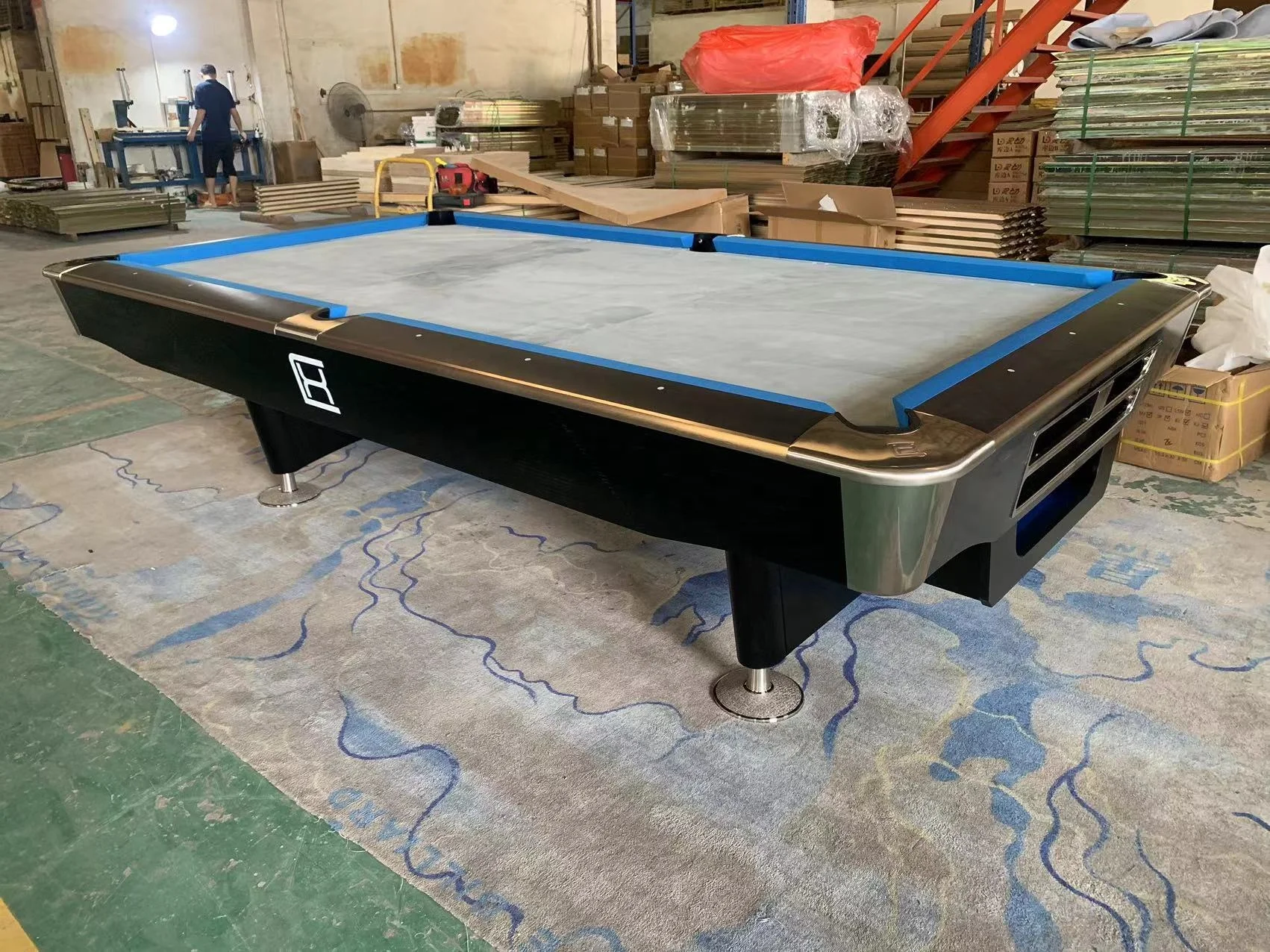 Cheap Price 9FT Solid Wood American 9 balls Pool Table With Auto Ball Return System