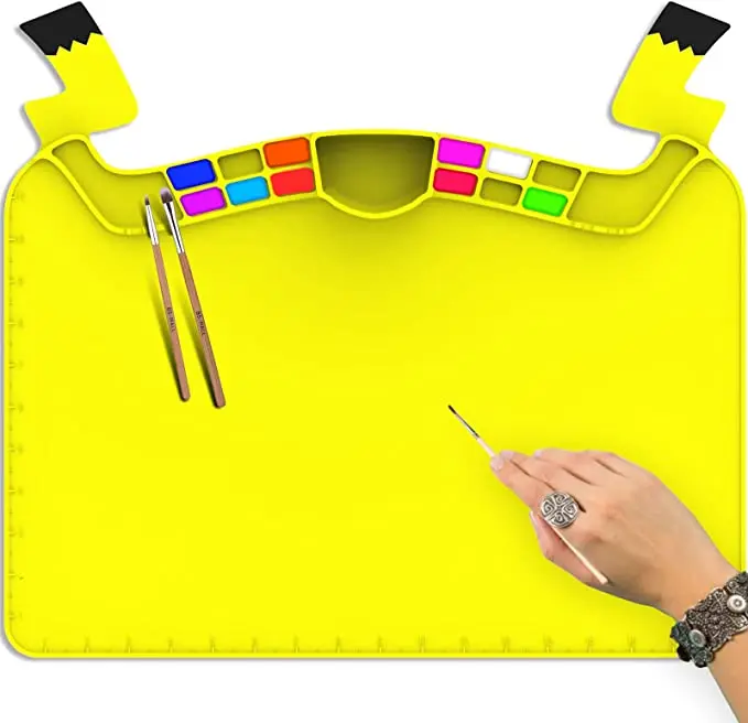 Custom BPA Free Sturdy New Healthy Tidy Dry Faster  Food Grade Colorful Craft Mat Silicone Painting Mat with Cup