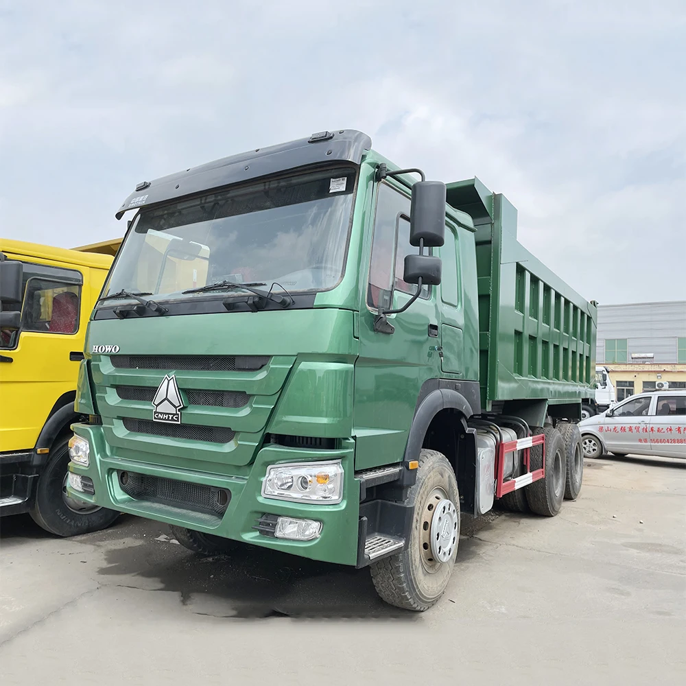 Sinotruk Howo 20 Cubic Meters 30 Ton 40 Ton 10 Wheeler 336 Hp 371 Hp Trucks 4x4