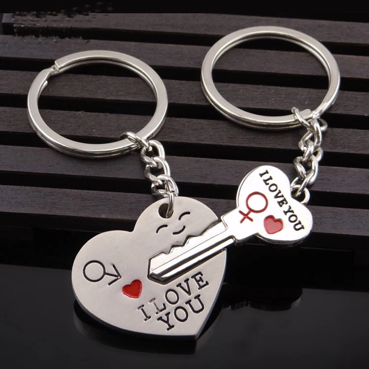 Letter Love Forever Key Chain Fashion Simple Metal Splicing Love Couple Keychain Key Ring