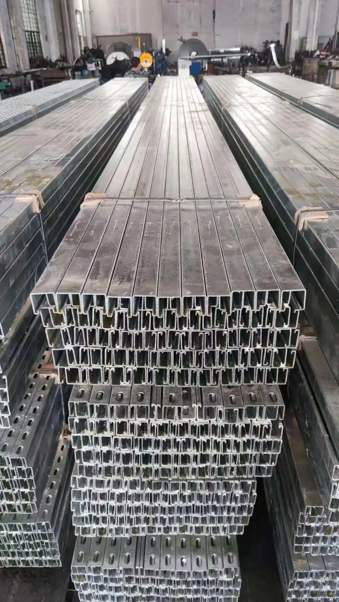 Простая оцинкованная сталь Unistrut C канал 41 высокого