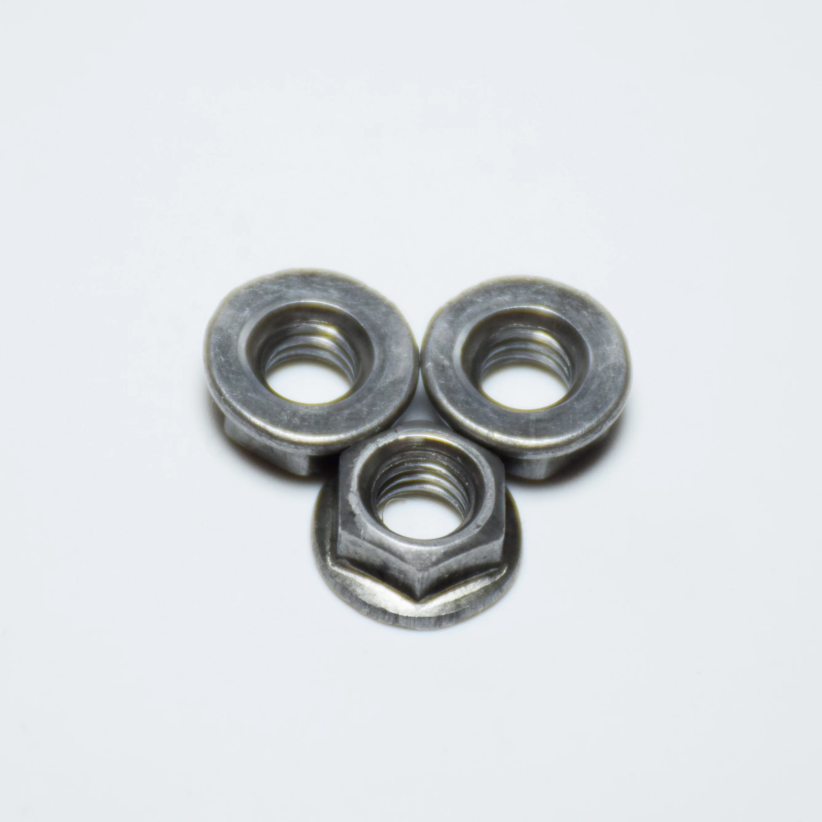 High Quality Hexagon Nuts With Flange True color Fasteners DIN6923 carbon steel