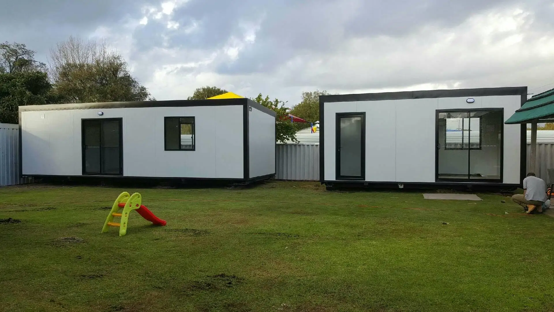 Modern low cost prefabricated  steel shed container house prefab shop tiny houses kits