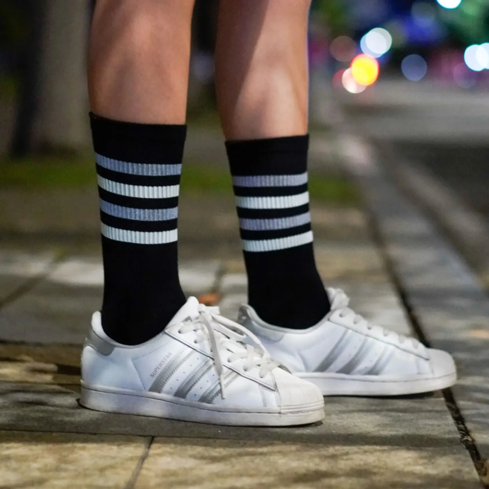 Customized High Crew Socks Shiny Glowing Compressed Night Light Luminous Street Sports Socks for Night Safety Bike Riding
