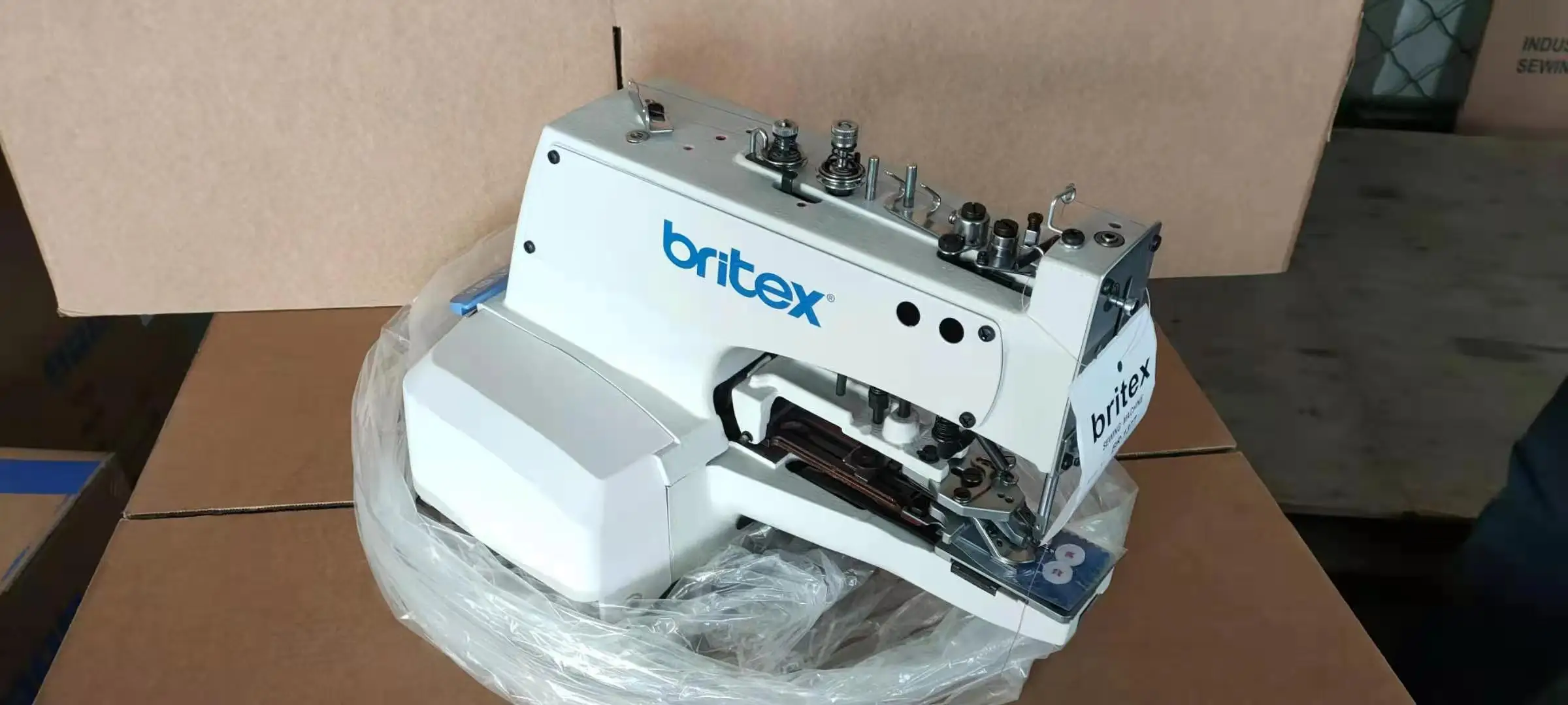 Производитель Britex BR-1377 промышленная высокоскоростная кнопка для изготовления кнопки прикрепления швейной машины