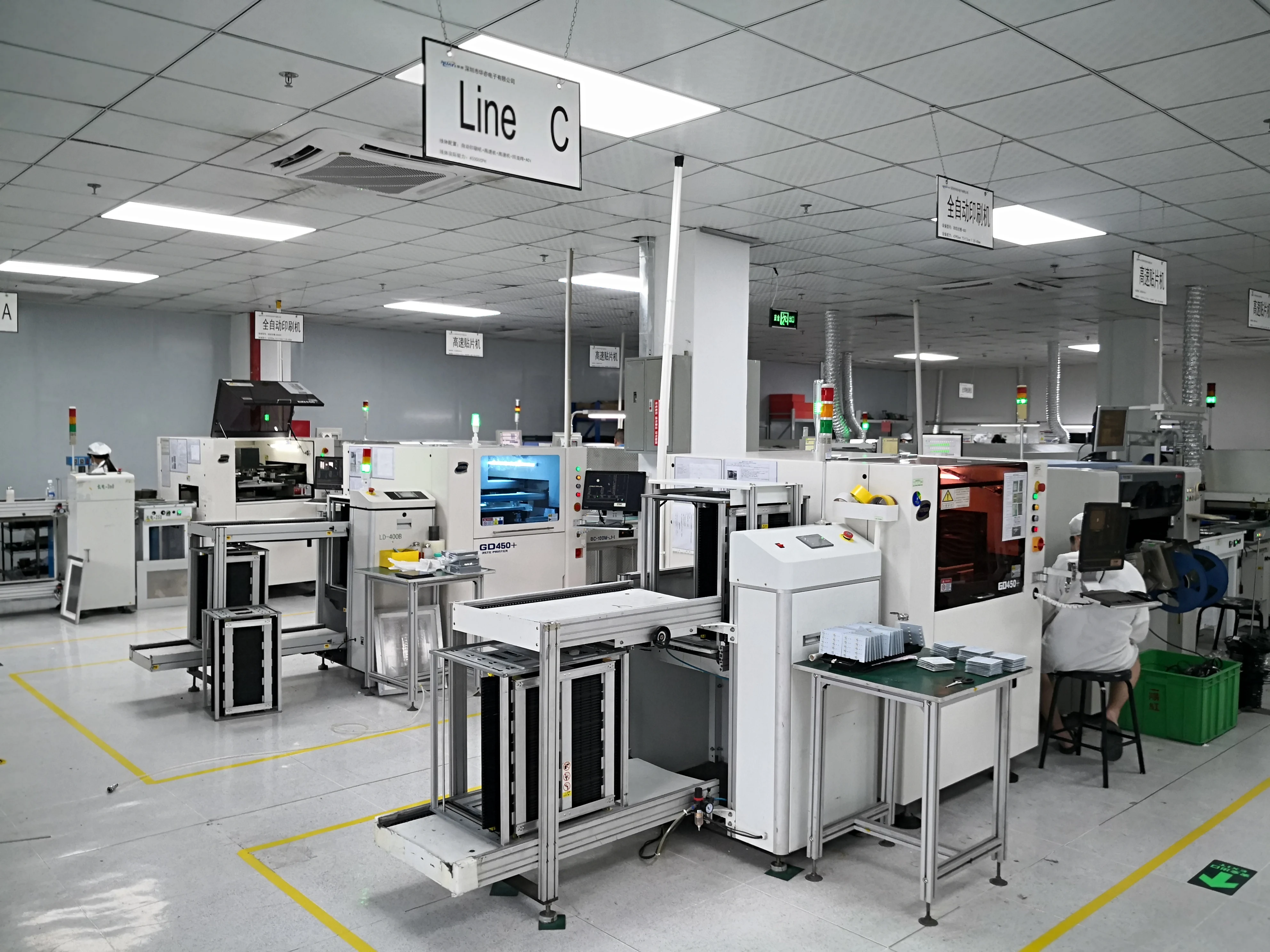 Best High Rejection Low Insertion Loss Low VSWR  915MHz Cavity Filter Band Pass Filter for Helium Hotspot LoRa Network