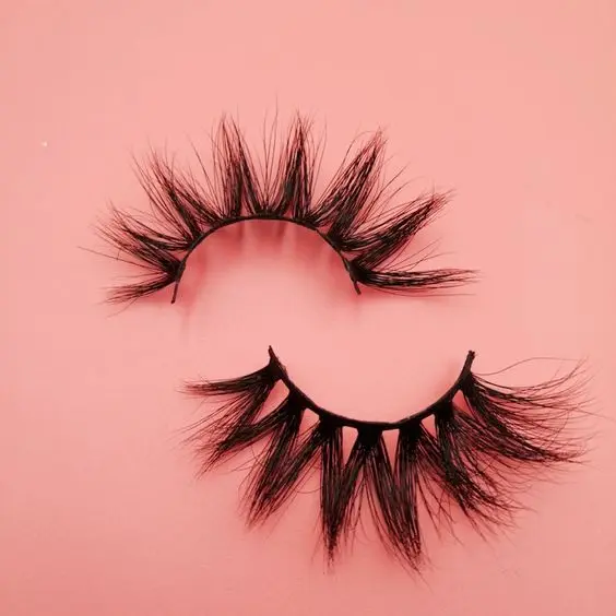 Wholesale Strip 25mm Lashes Wispy False Lashes Long Soft Fluffy 3d Mink Magnetic Eyelashes Vendors  With Customize Own Brand Box