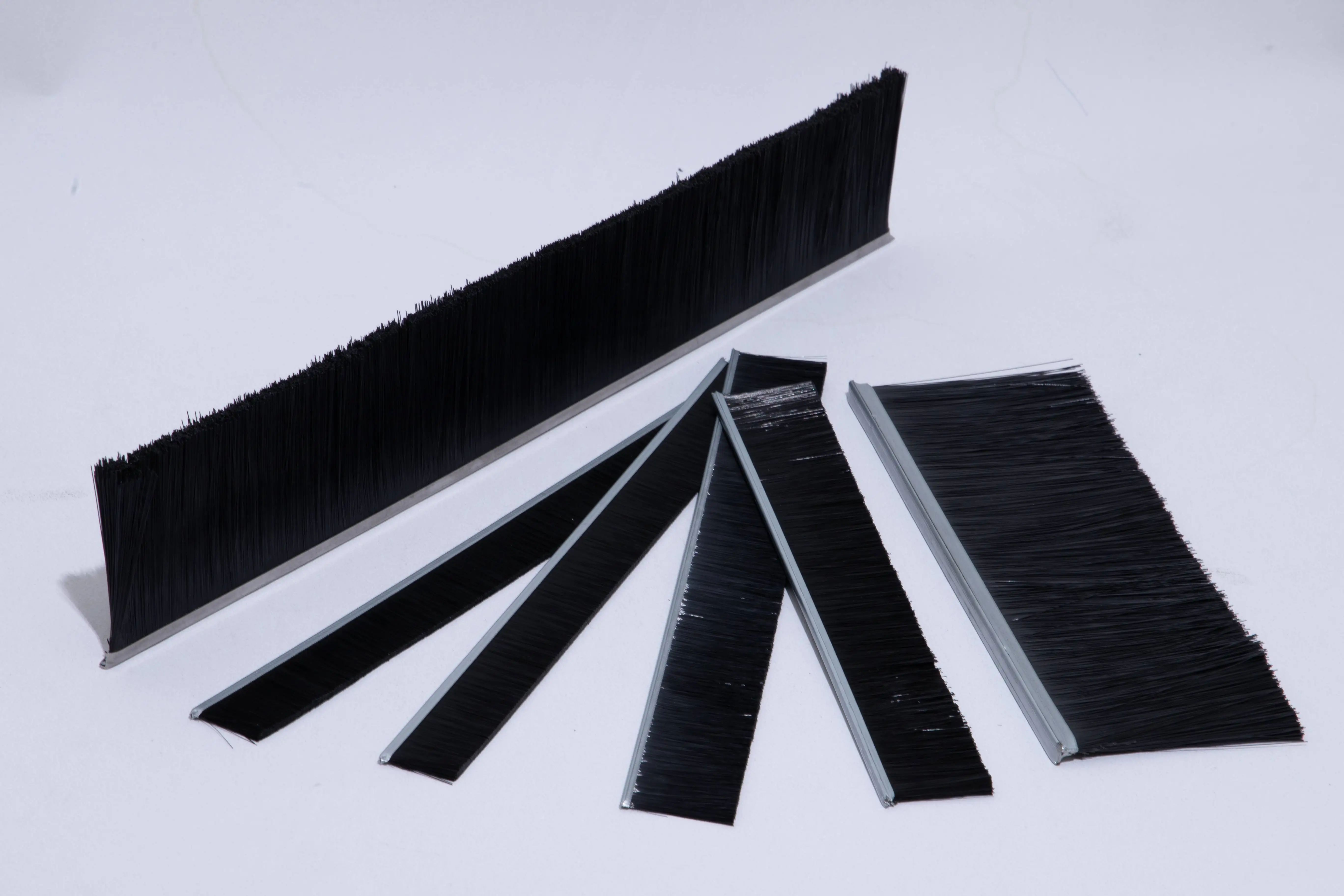 rigid or metal  nylon bristle flexible strip brush  industrial steel straight strip brushes