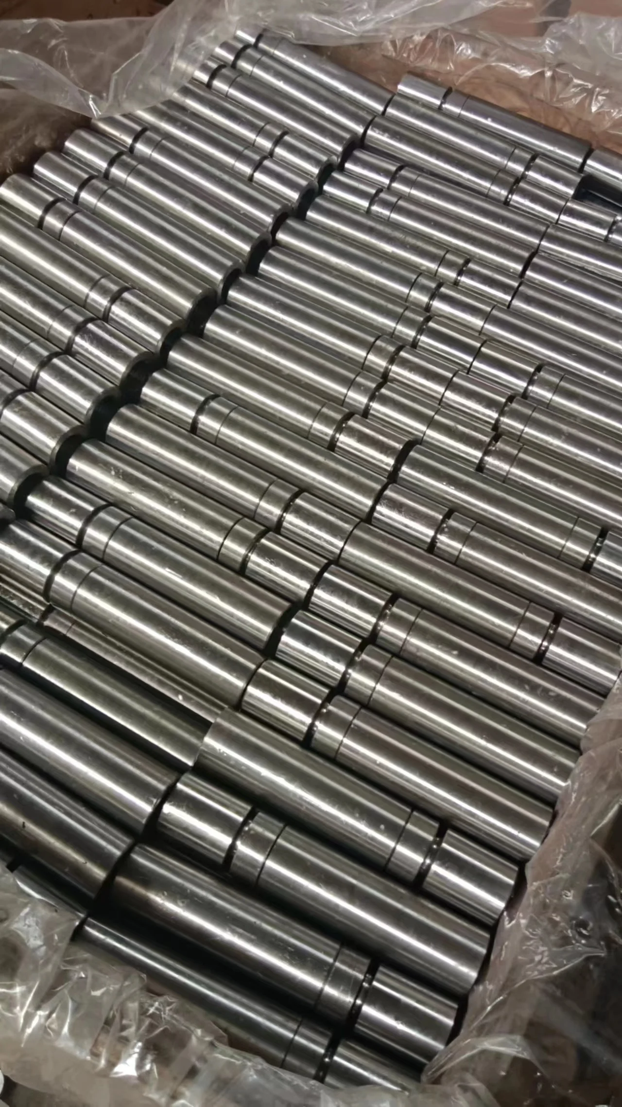 Steel Rebar Upsetting Coupler for Reinforced Concrete Construction Materials the Rebar Upsetting Coupler Is a Model U18