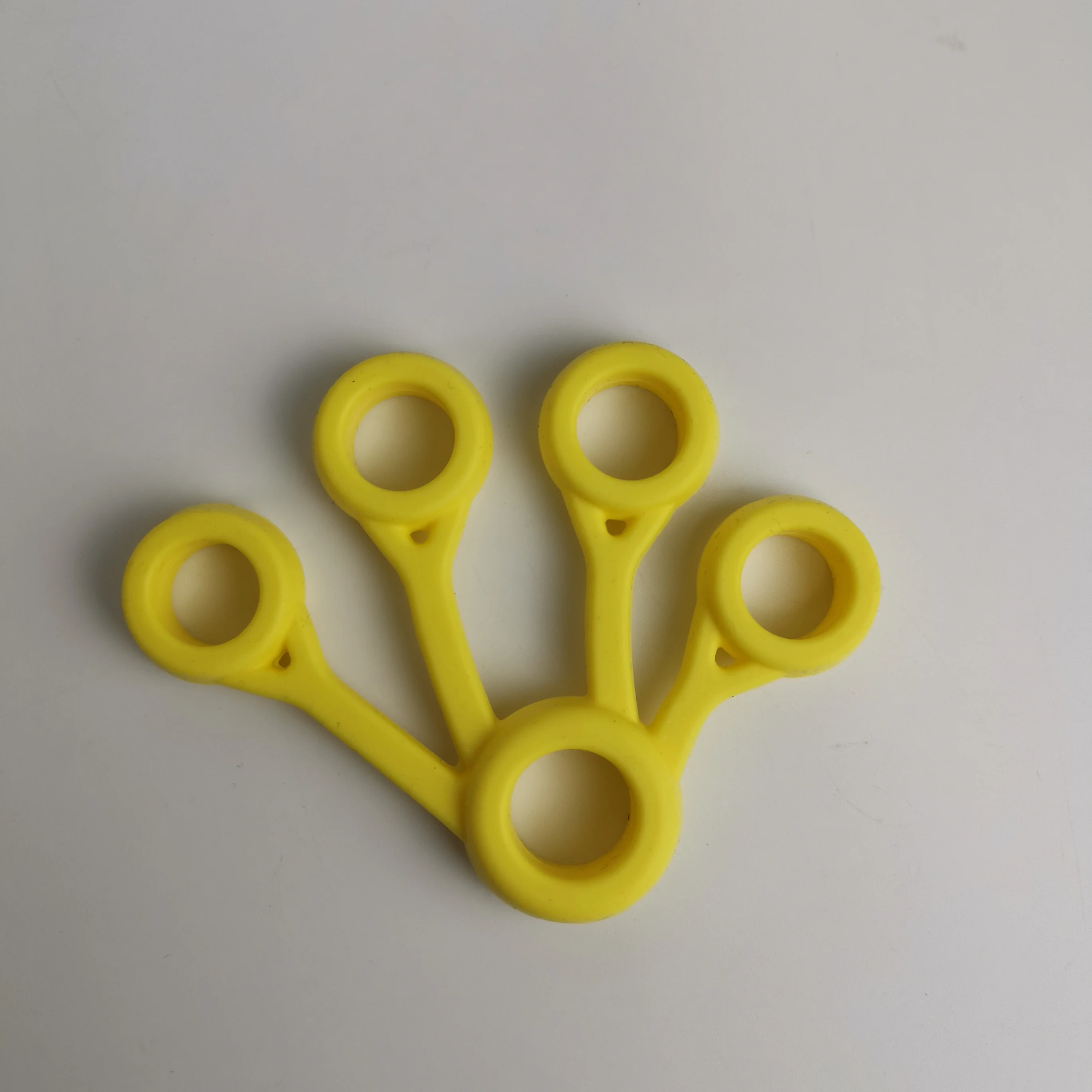 Silicone Grip Device Finger Exercise Stretcher Durable Piano Playing and Climbing, Set of 3