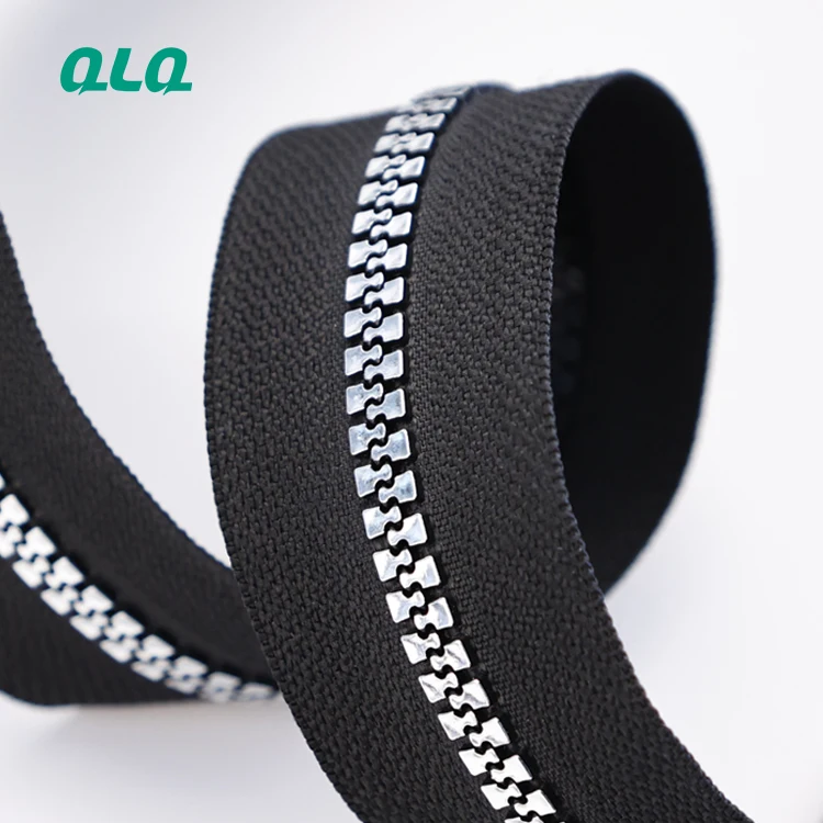 Clothes Plastic Zippers Lock Corn Teeth Nylon Coil Resin Custom Chunky Black Bags Zipper Tape Metal Slider Tag Production Line