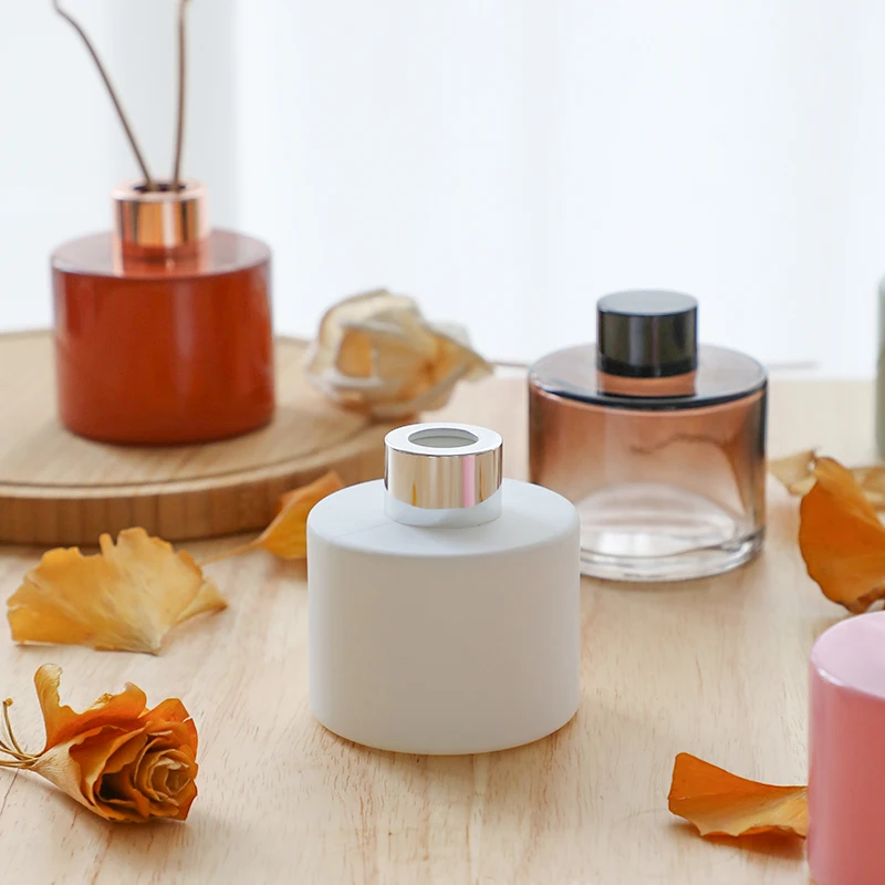 2023 New Product Fireless Aromatherapy Home Decoration Reed Diffuser Bottle Luxury Glass Diffuser Bottle