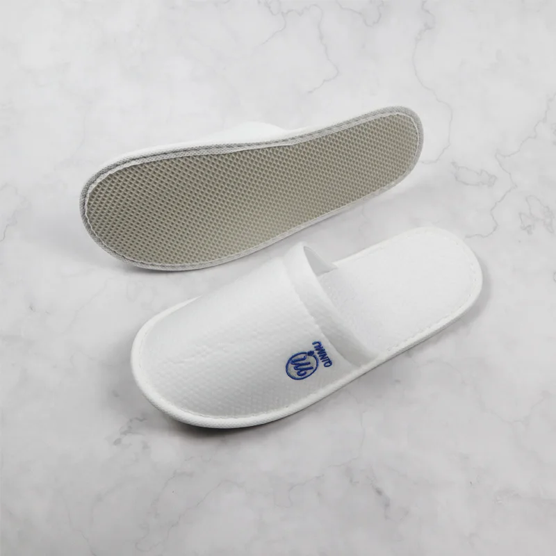 Customized Hotel Disposable Slippers Bedroom White Slippers For Hotel Guest Room Spa Travel