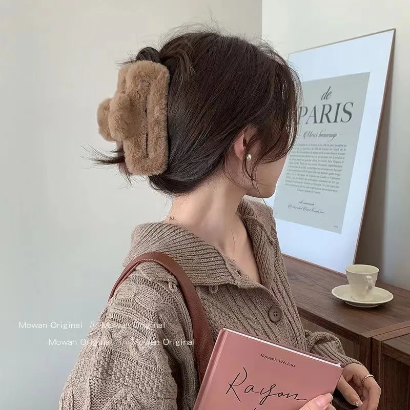 Trendy Plush Hair Clip Hair Multicolored Versatile Geometric Shark Clip Hair Accessories Girls Hairpin