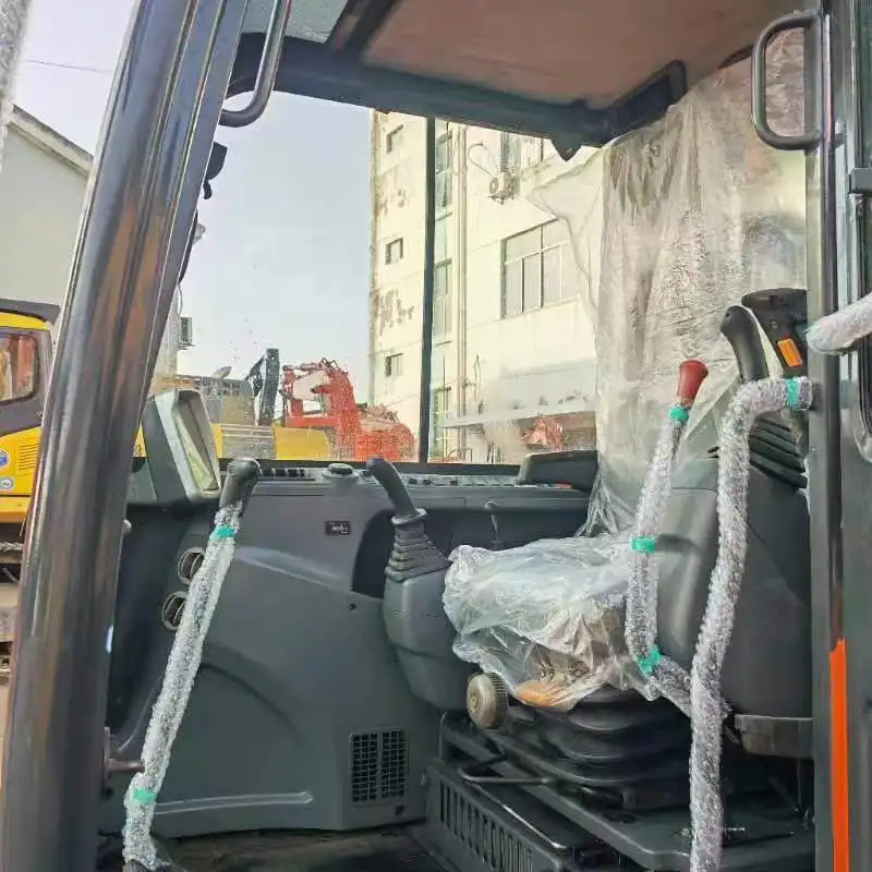Used Doosan DX60 Mini Excavator at cheap price Used Doosan DX60 mini Excavators are the best seller for sale