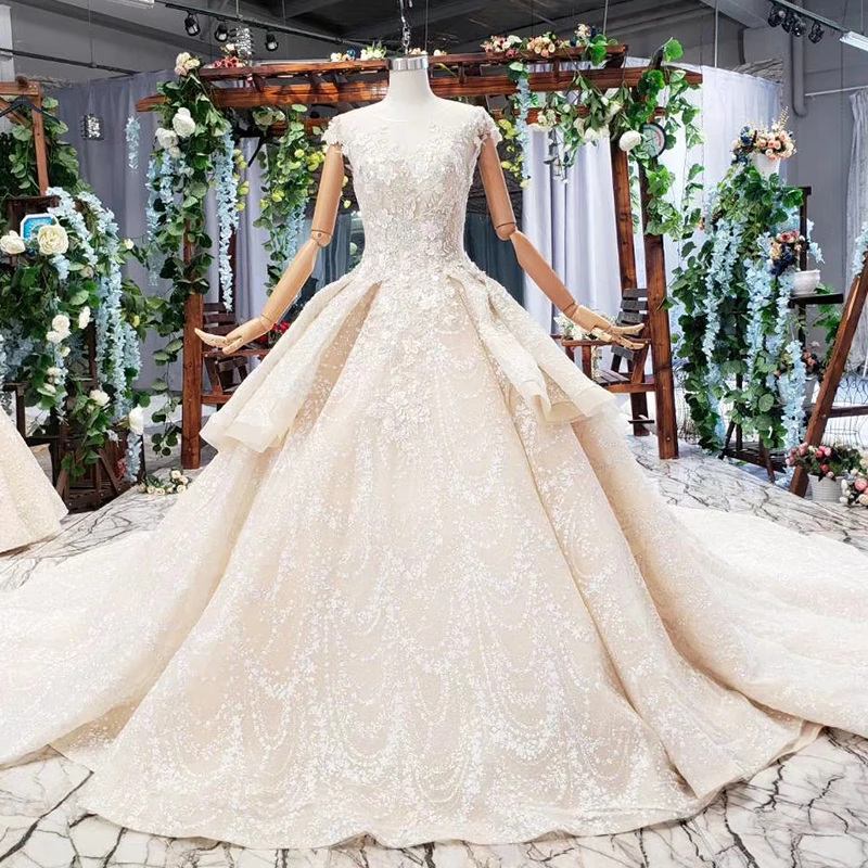 HTL728 Luxury Dubai Design Ball Gown Wedding Dress With Ivory Lace Appliques On Bridal Gown