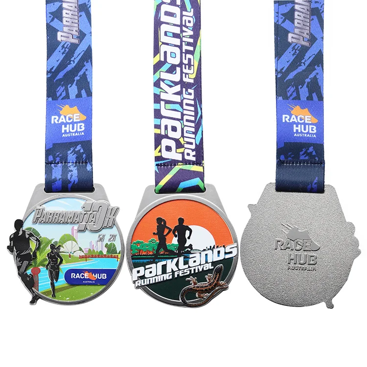 Wholesale Zinc Alloy Award Medals Metal Craft Silver Color Spray Medal Marathon 3D Runner 10k Run Running Medals for Competition