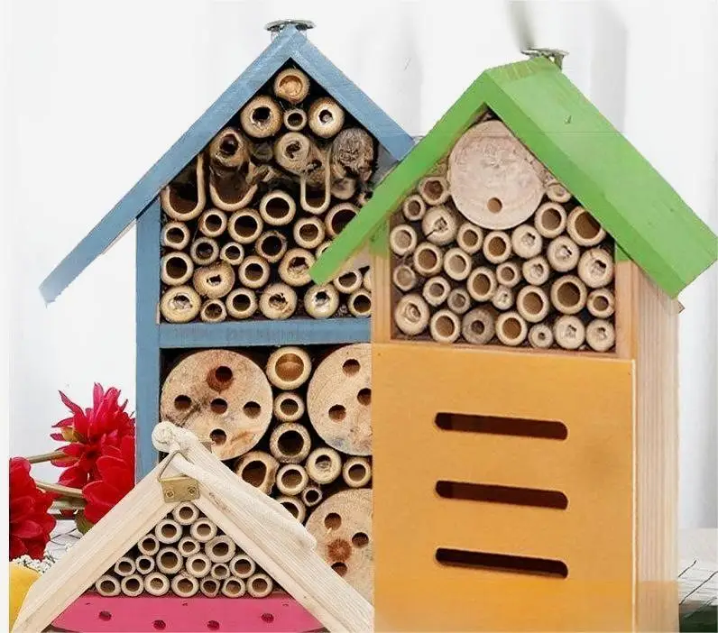 Painted insect nest Solid wood outdoor garden Bee nest Benefit insect observation Log cabin Bird house Decorated bee nest garden