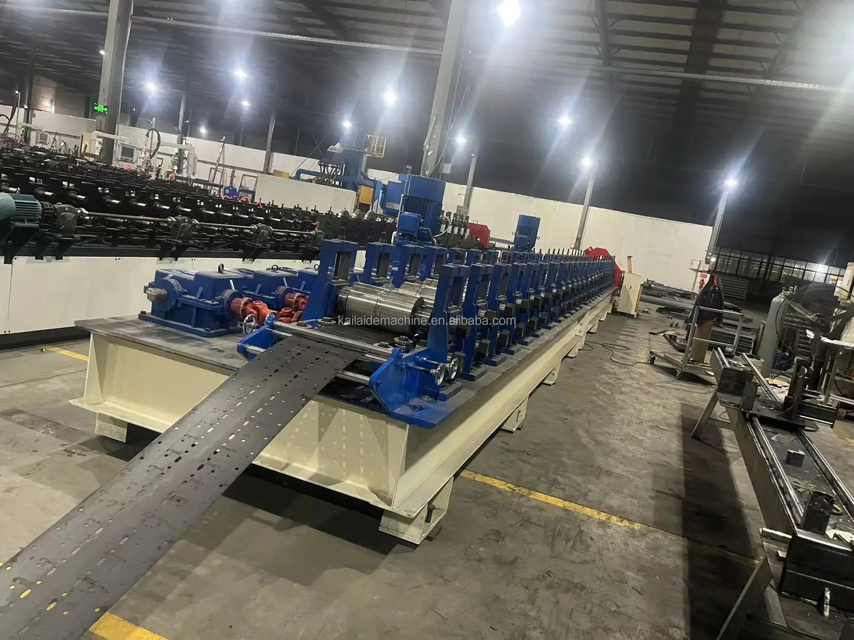 Rack Upright Roll Forming Machine Rack Column Manufacturing Production Machinery for Shelf Rack Production Machine