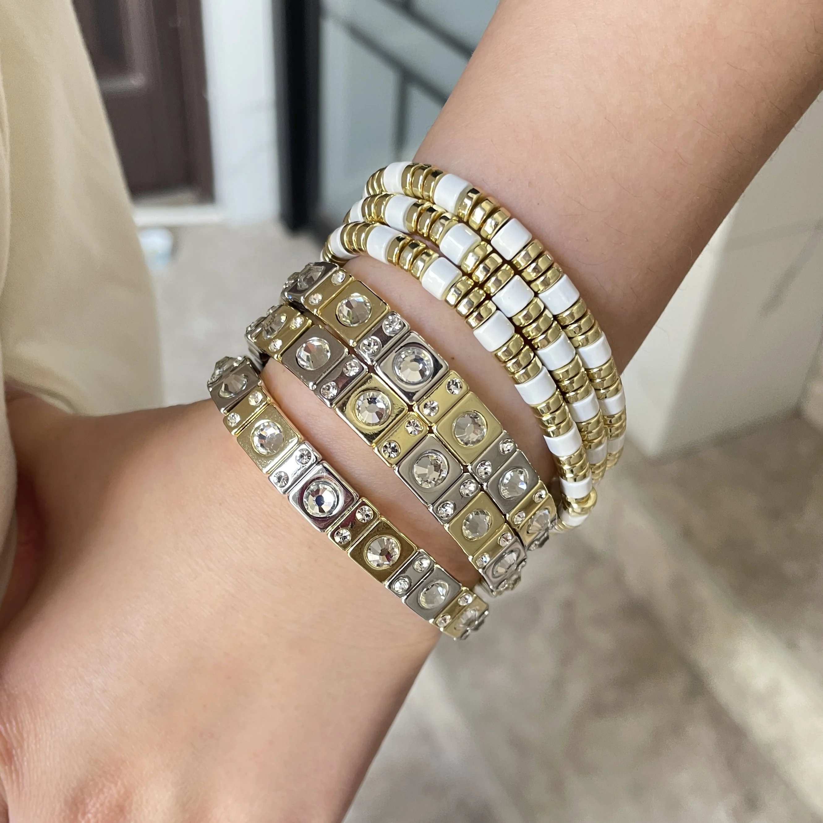 2024 New full zircon gem bangle Bracelets alloy 18k gold plated Versatile jewelry Bracelets for Women
