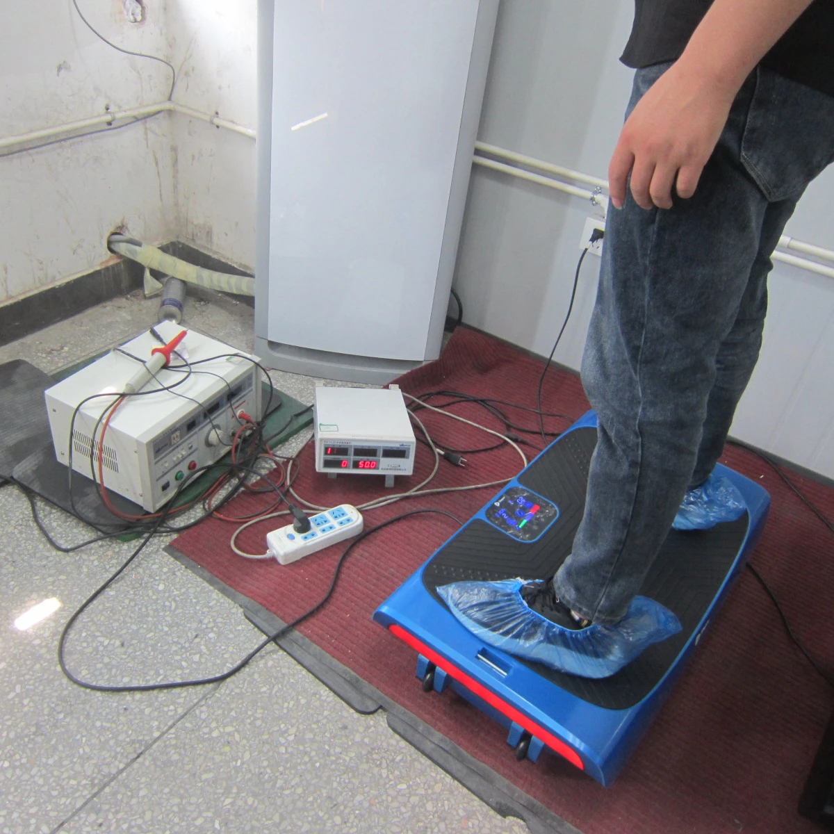 Проверка оборудования для фитнеса/проверка контроля качества/обслуживание на месте * инспекционные