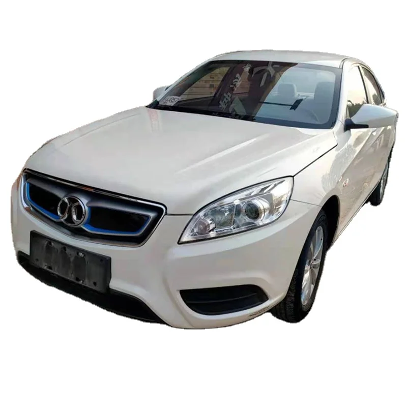 Недорогой электромобиль BAIC EU260 б/у внедорожник такси