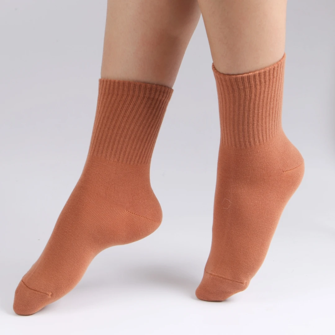 Cotton Knitted Brown Women Socks Fashion Casual Solid Loose Cute Girls Embroidered High Socks Spring winter Wholesale