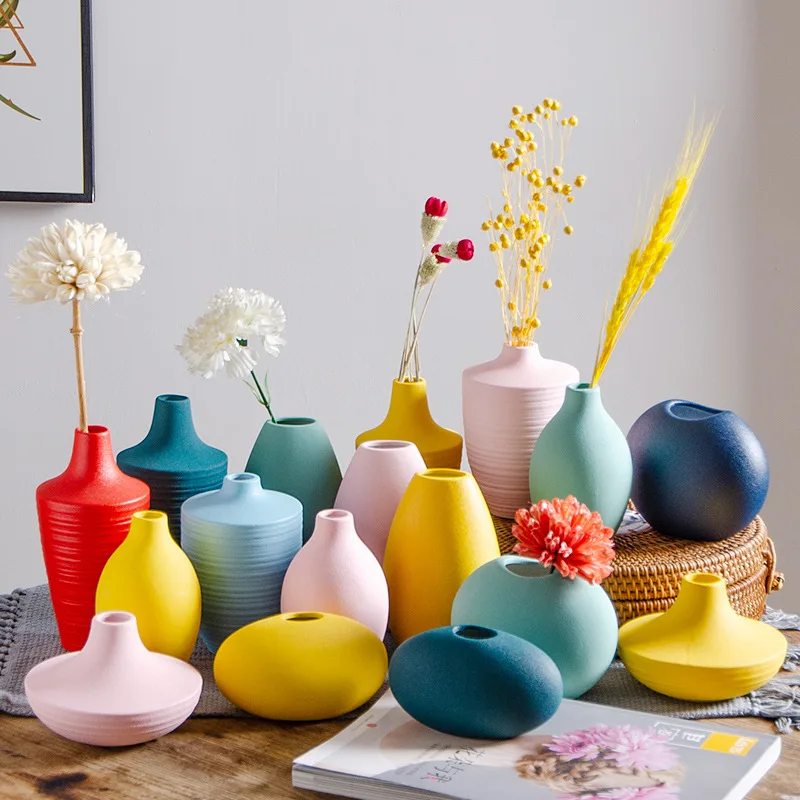 
Creative Nordic small vase simple modern ceramic decoration vase 