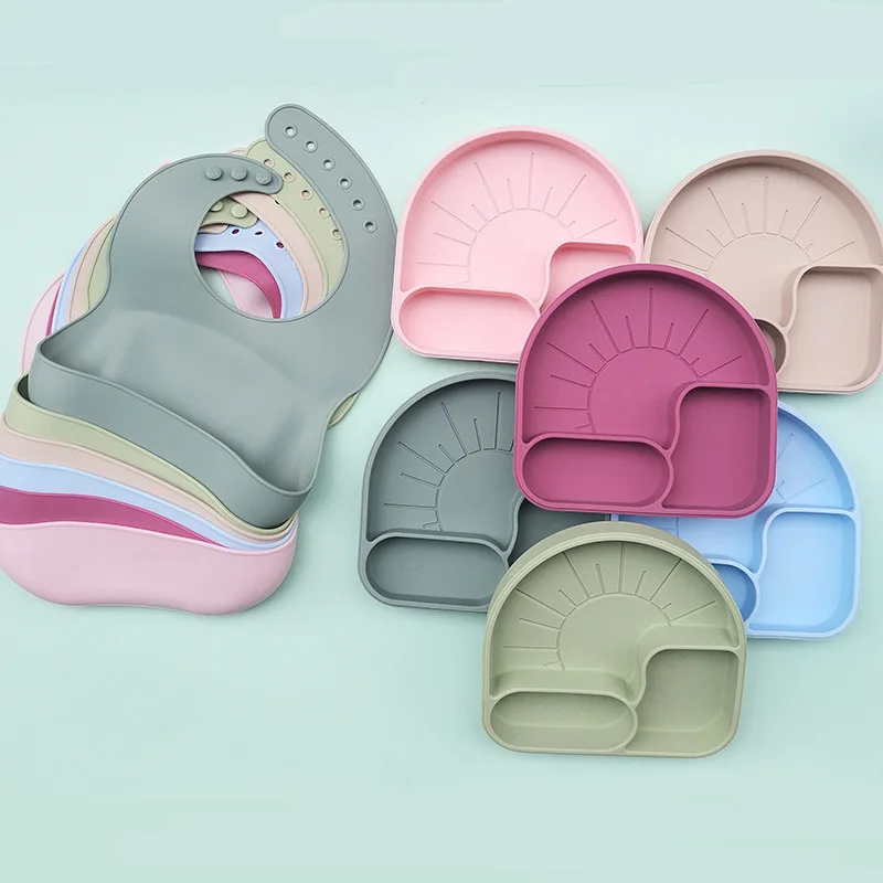 BPA Free Silicone Baby Feeding Set Food Grade Level Tableware For Babi Eating Learning