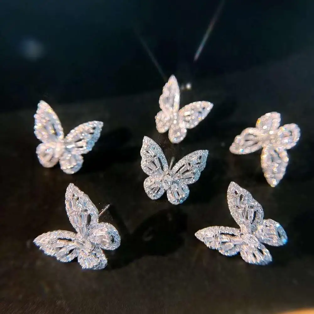 Wholesale Latest Exquisite Personality Butterfly Shaped  Earrings Fashion 18K Solid Gold Natural Diamond Earring