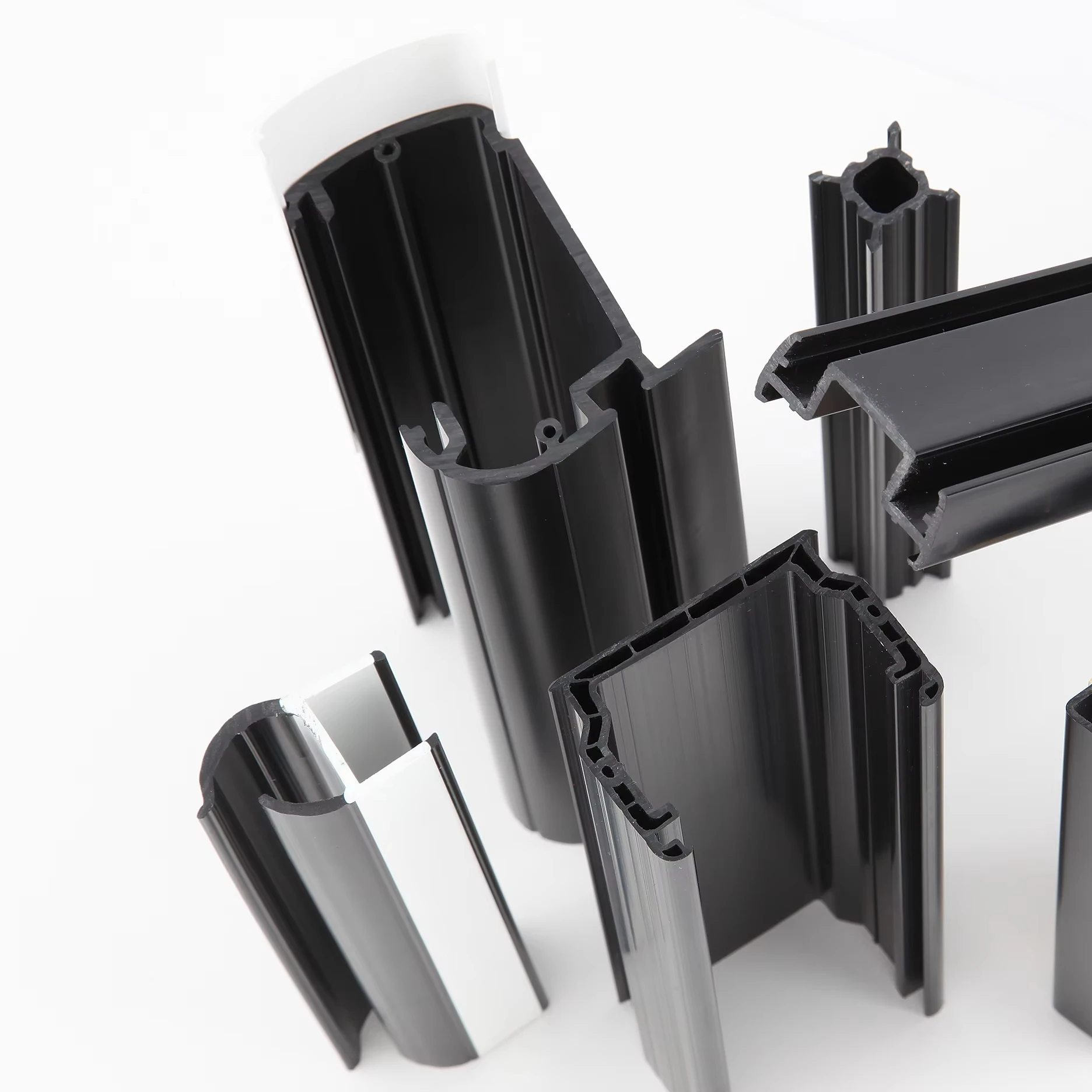 Customized pvc profiles plastic door and window frame extrusion