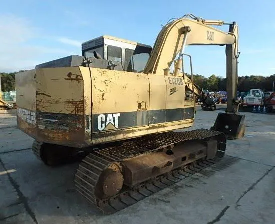 Экскаватор hitachi ZX 120/хорошее состояние использованный zx120-6 из Японии ZX120 120-6 12 тонн