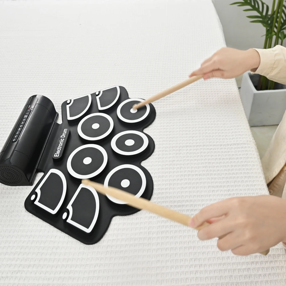 Innovation Promotion hot selling Products Electronic Drum Set Roll Up Drum Practice Pad Midi Drum Kit with speaker