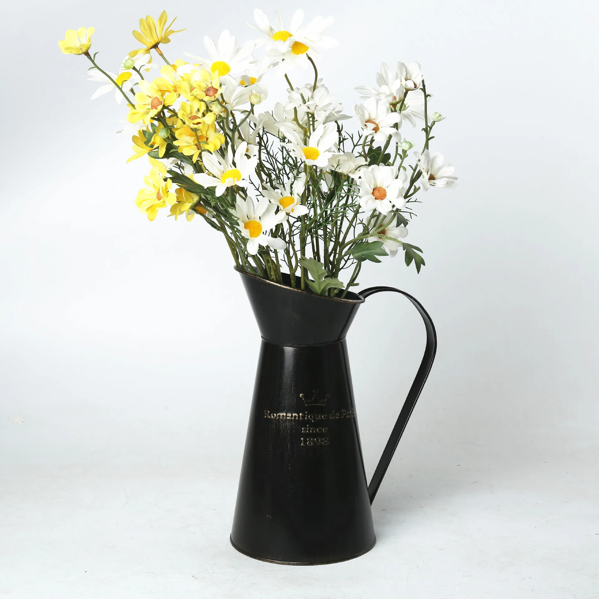 Living Room Furnishings Flower Arrangement Metal Vase Decorative Ornaments Iron Flower Bucket