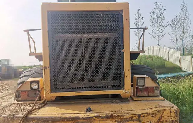 Хорошее состояние б/у фронтальный погрузчик XG955 5