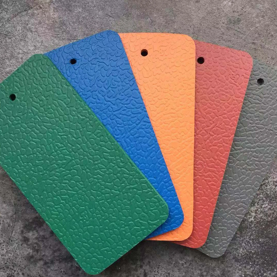 
6.0mm pvc plastic indoor sports court for basketball new design customized court flooring packed in roll 