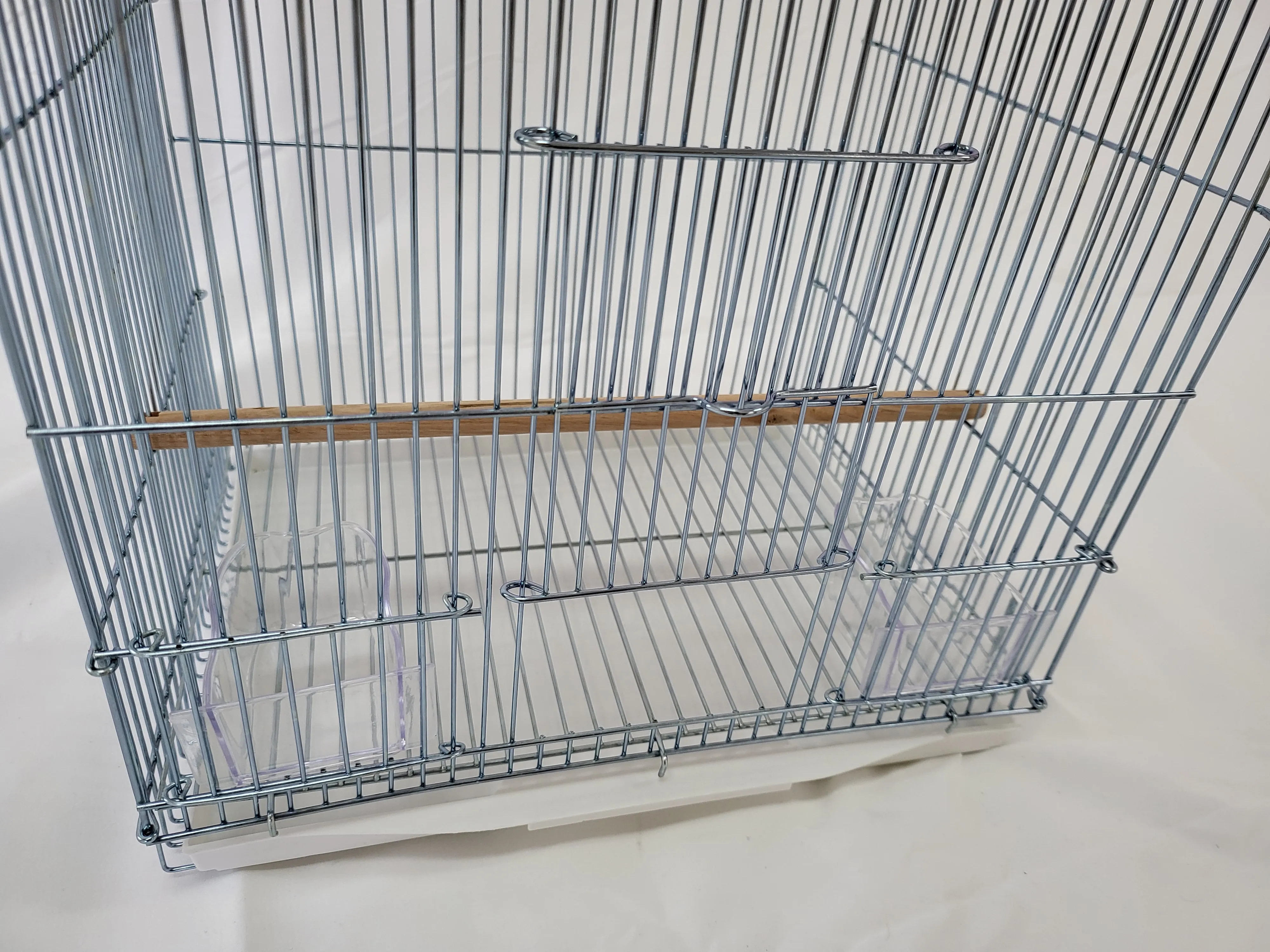 Luxury metal foldable bird cage portable indoor and outdoor wire parrot canary breeding and feeding cage with tray