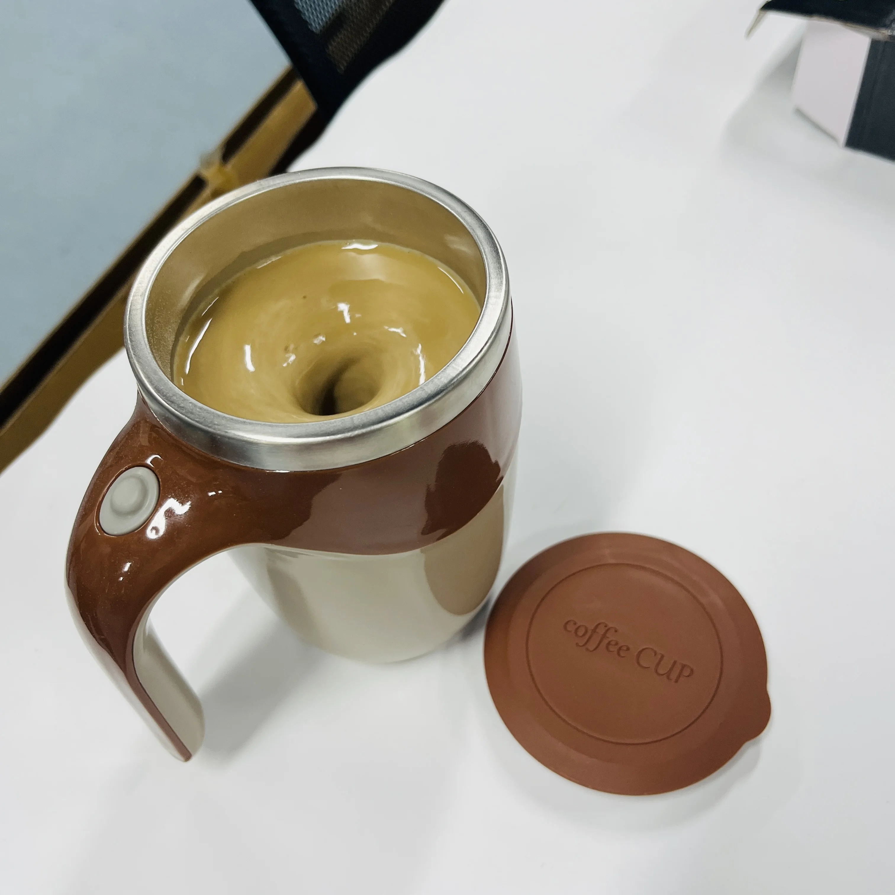 electric stirring thermos coffee cup rechargeable automatic magnetic stir mug battery mixer cup self stirring cup