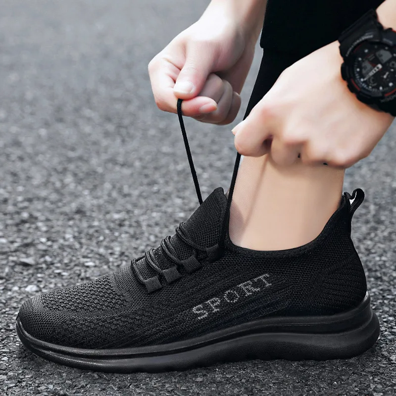 Wholesale Light Sneakers Casual Fashion Sports Running Men Shoes New Walking Style