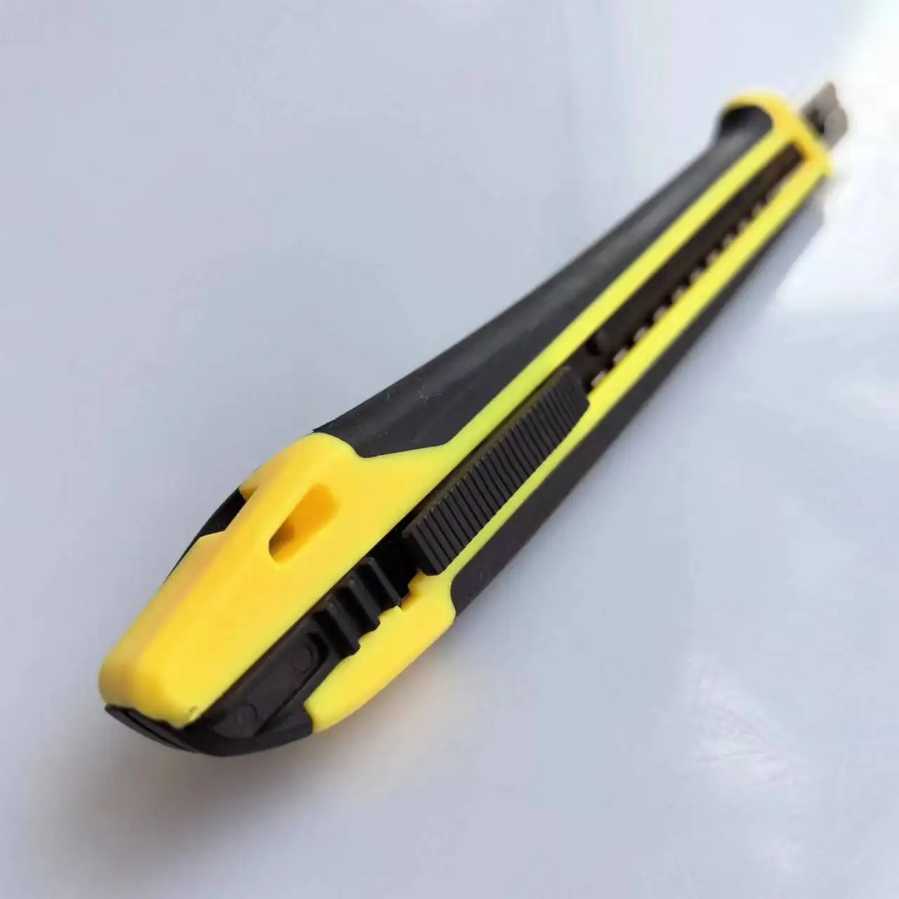 Heavy Duty Stainless Steel Knife Cheap Utility Knife 9mm Rubber Coated Home Office Knife