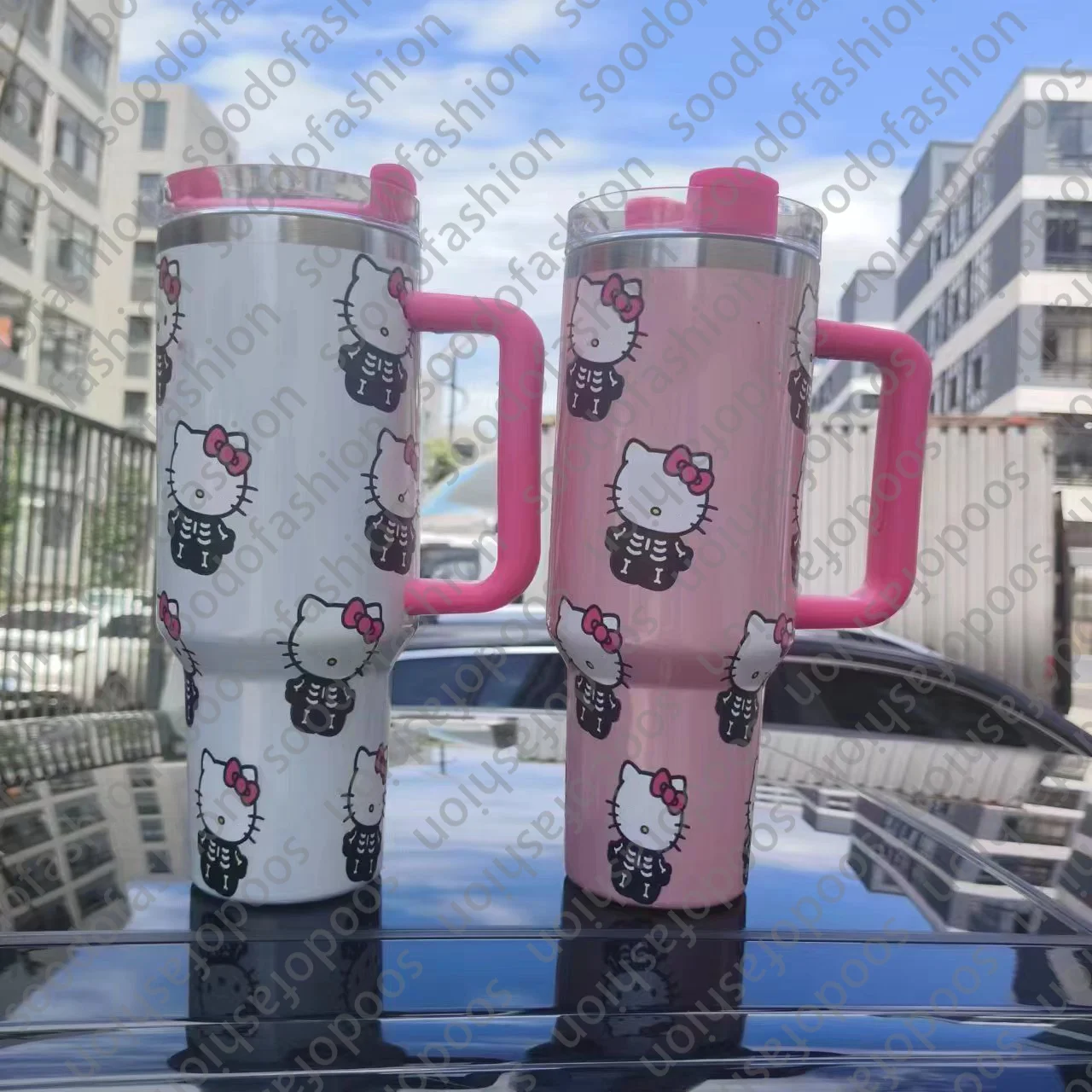 2024 hot selling Factory custom halloween skeleton Kt Cat Cartoon 304 stainless steel 40 oz car mug vacuum glass with Handle