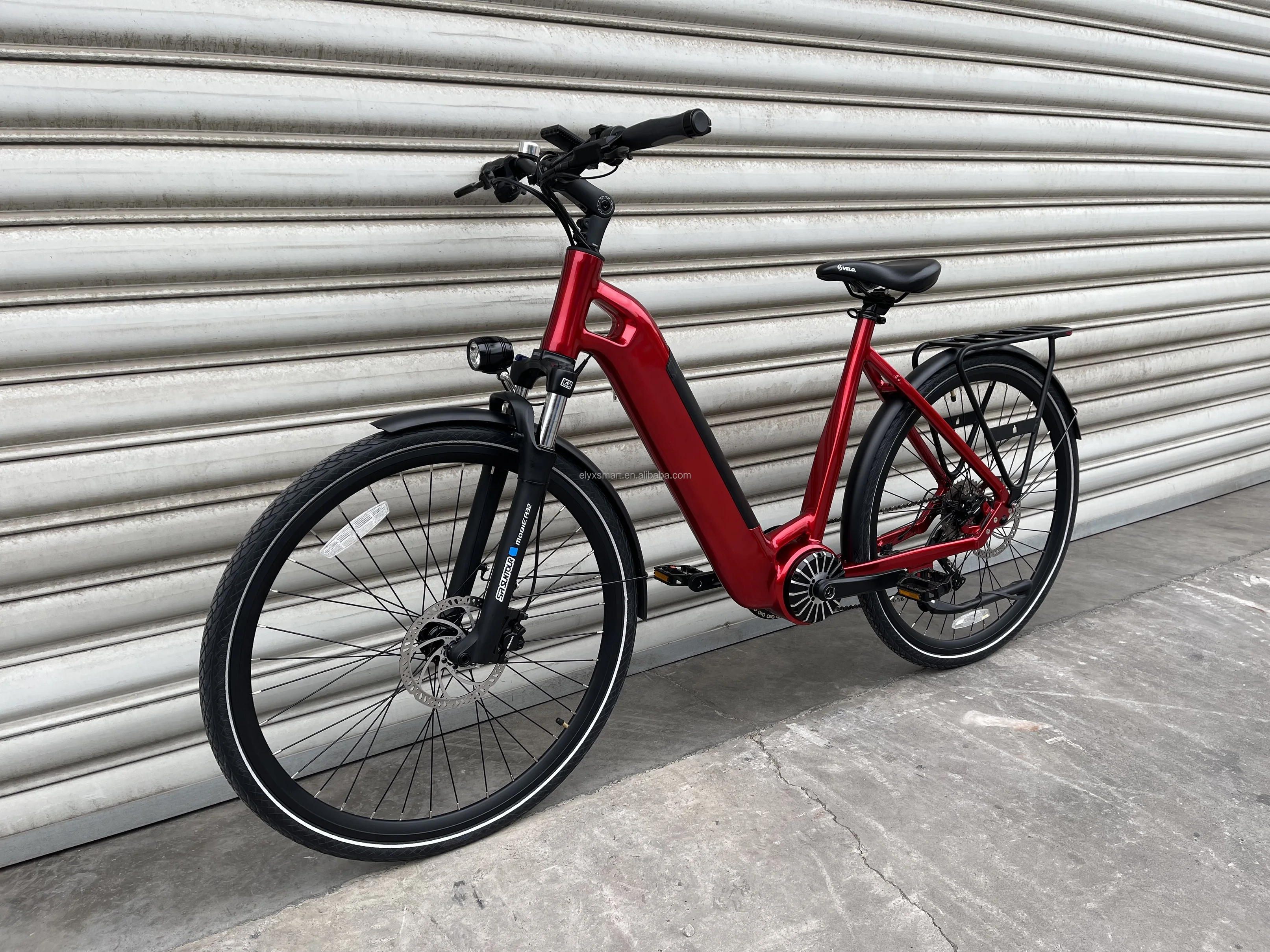 Nova OEM Factory Wholesale Elektrische Fietsen 700C Velo Electrique 10 Speeds Ebike 250W 500W Mid Drive Motor City Bike