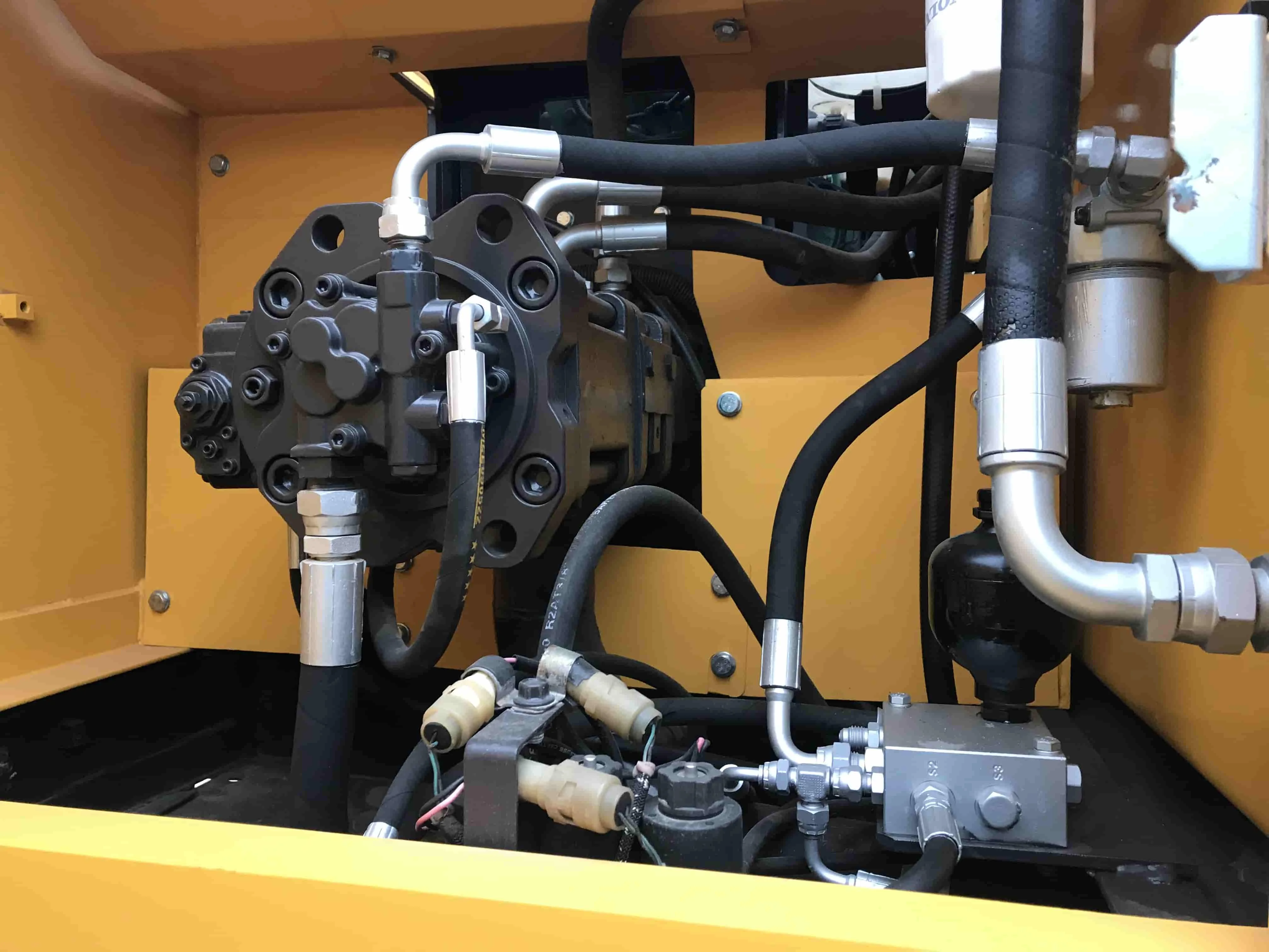 Cheap export volvo 210 used excavator volvo ec210d ec210 ec210b for sale 21 ton 210d escavator