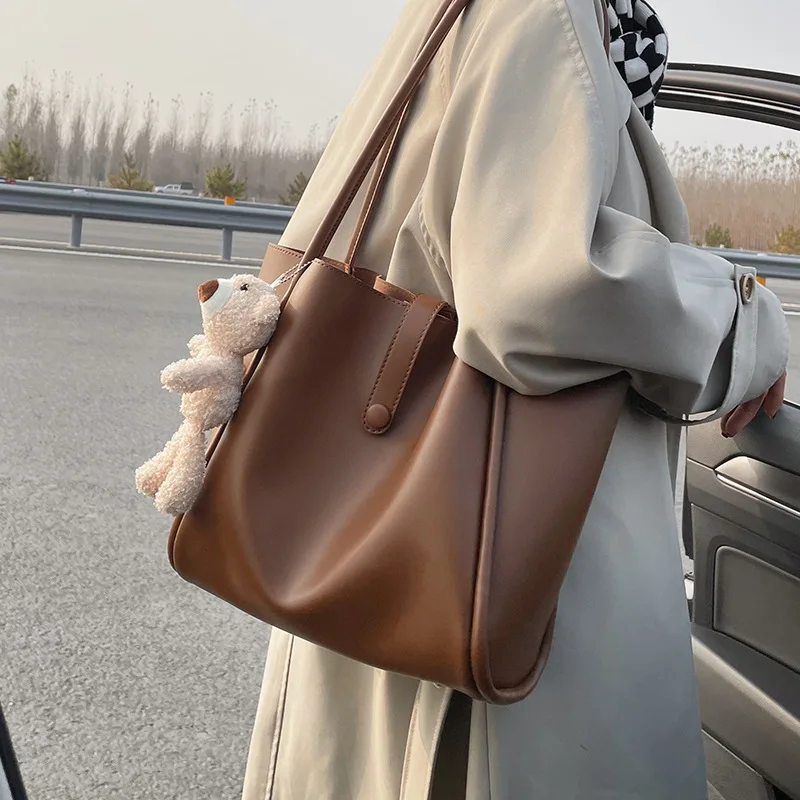 High Grade Textured Fashion Large Capacity All Matched Single Shoulder Daily Tote Bag Purse for Lady