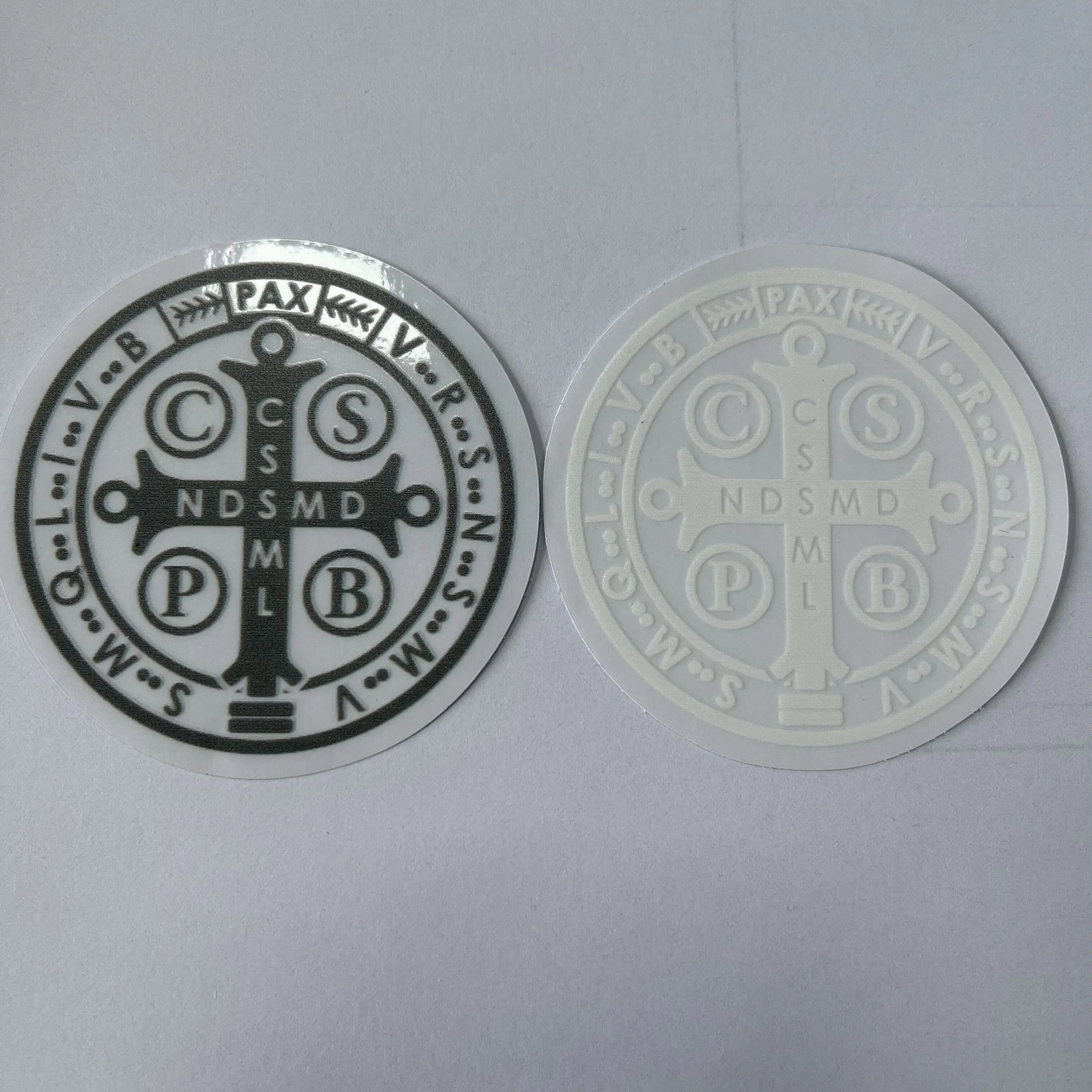 Laptop waterproof adhesive pvc printed printing die cut vinyl custom logo stickers sticker