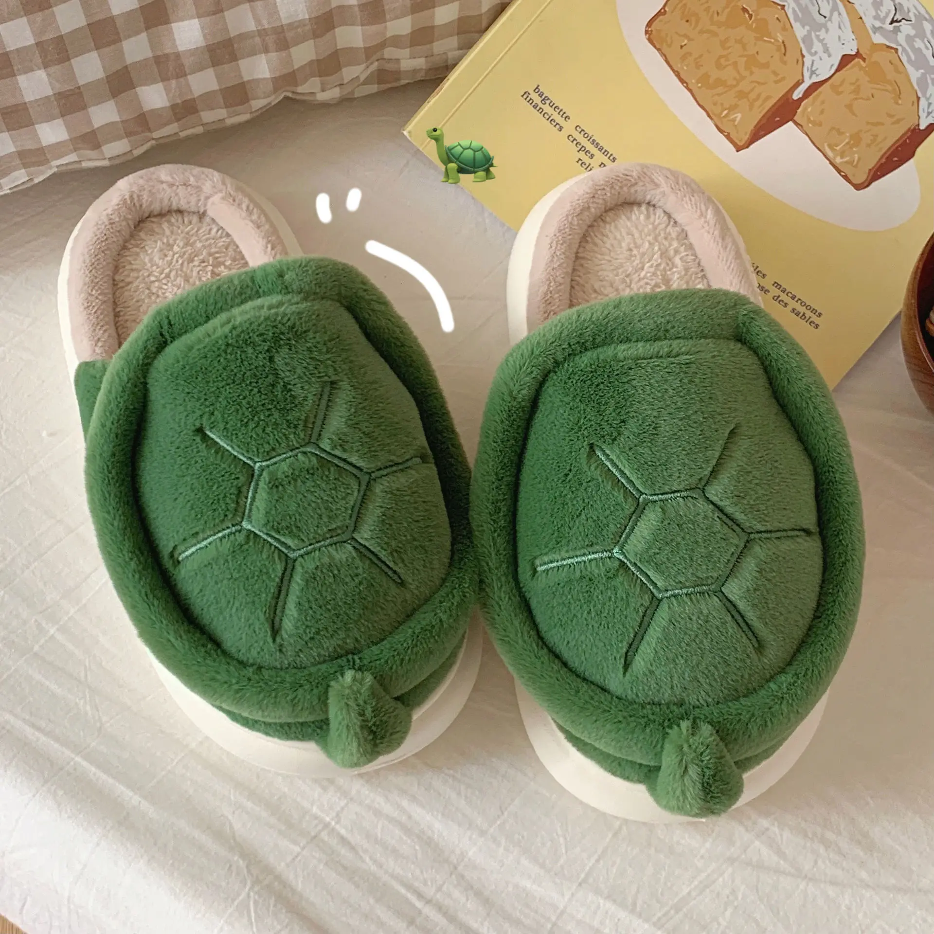 Add velvet creative fun little turtle new soft bottom cotton slippers women winter home fashion warm comfortable indoor shoes