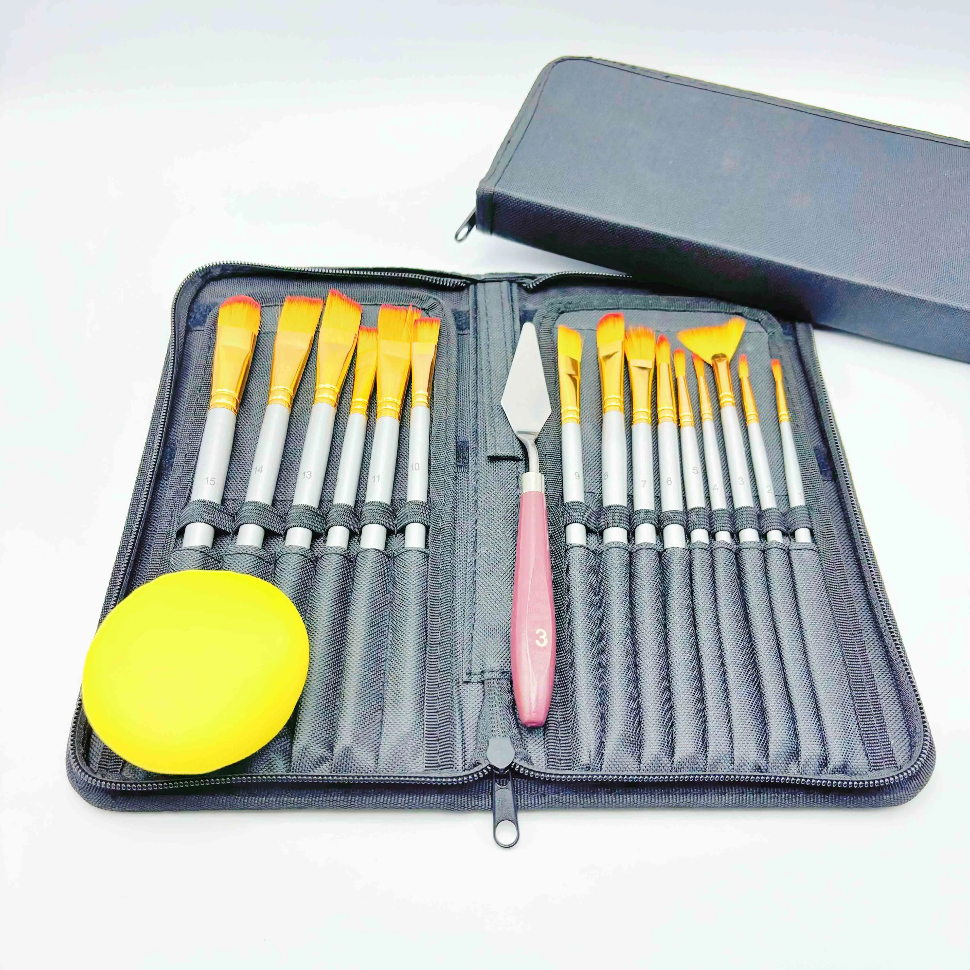 Nylon Hair Paint Brush Kits Set Art Acrylic Wooden Paint Brushes with Wood Handle for Oil Painting and Watercolor Art Supplies