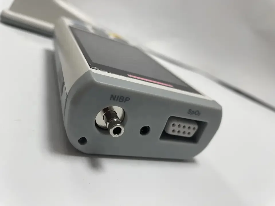 3 Parameters Medical Patient Monitor vital signs monitoring machine for Hospital, Clinic, Home Use